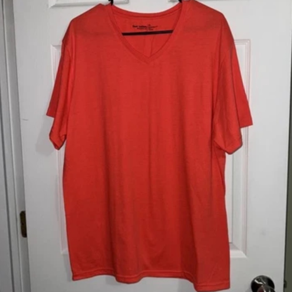 Foot Locker Athletic Fit V-Neck T-Shirt Orange  XL Men’s